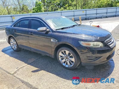 Czwarte zdjęcie samochodu z boku: 2011 FORD TAURUS LIMITED VIN:1FAHP2FW1BG140385 - miniatura