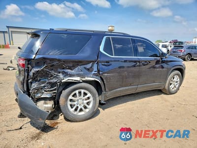 Trzecie zdjęcie samochodu z tyłu: 2020 CHEVROLET TRAVERSE LT VIN:1GNERGKW3LJ112836 - miniatura