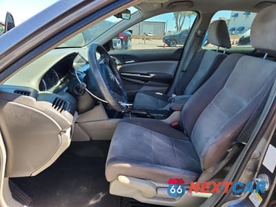 Zdjęcie 7 z 12 samochodu: 2009 HONDA ACCORD LX VIN:1HGCP263X9A055005 - miniatura