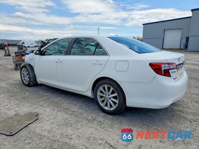 Drugie zdjęcie samochodu z przodu: 2013 TOYOTA CAMRY HYBRID XLE VIN:4T1BD1FK0DU078476 - miniatura