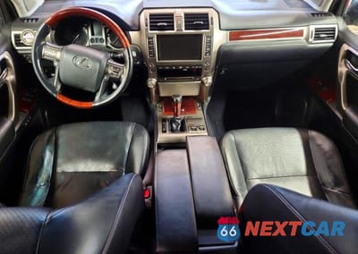 Zdjęcie 8 z 13 samochodu: 2012 LEXUS GX 460 VIN:JTJBM7FX2C5049389 - miniatura