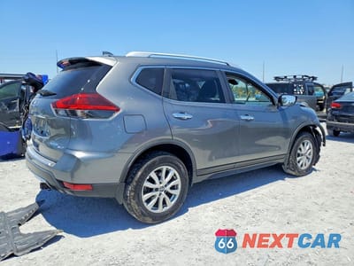 Trzecie zdjęcie samochodu z tyłu: 2020 NISSAN ROGUE S VIN:JN8AT2MV2LW137959 - miniatura