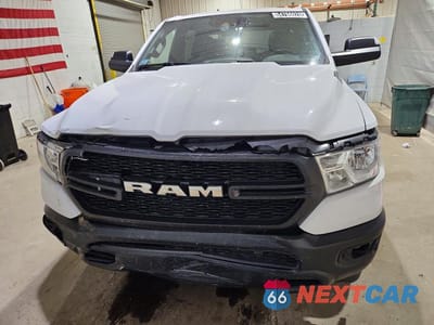 Piąte zdjęcie samochodu w środku: 2022 RAM 1500 TRADESMAN VIN:1C6RRFNG7NN365184 - miniatura