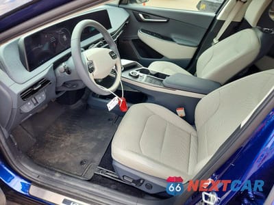Zdjęcie 7 z 14 samochodu: 2023 KIA EV6 WIND VIN:KNDC3DLC3P5092428 - miniatura