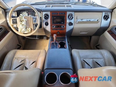 Zdjęcie 8 z 14 samochodu: 2010 FORD EXPEDITION EL EDDIE BAUER VIN:1FMJK1J5XAEB07457 - miniatura