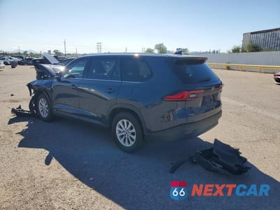 Drugie zdjęcie samochodu z przodu: 2024 TOYOTA GRAND HIGHLANDER XLE VIN:5TDAAAA58RS000405 - miniatura