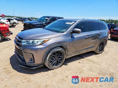 2017 TOYOTA HIGHLANDER LIMITED 5TDYZRFH3HS203225 - główne zdjęcie licytacji z USA - miniatura
