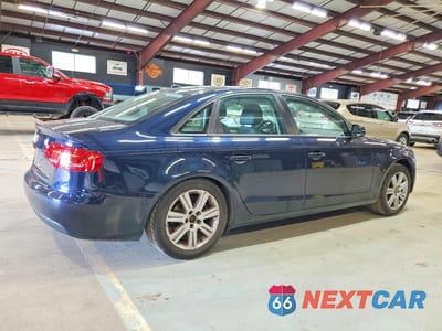Trzecie zdjęcie samochodu z tyłu: 2011 AUDI A4 PREMIUM VIN:WAUBFAFL1BN049645 - miniatura