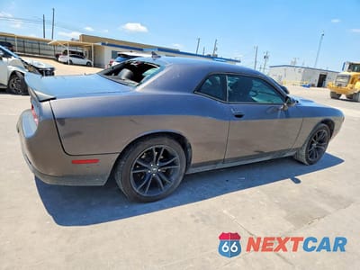 Trzecie zdjęcie samochodu z tyłu: 2017 DODGE CHALLENGER SXT VIN:2C3CDZAG6HH651517 - miniatura