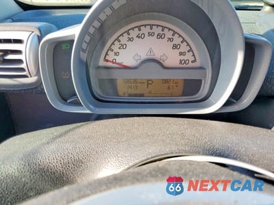 Zdjęcie 9 z 12 samochodu: 2009 SMART FORTWO PURE VIN:WMEEJ31X09K331860 - miniatura