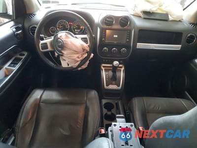 Zdjęcie 8 z 12 samochodu: 2016 JEEP COMPASS LATITUDE VIN:1C4NJDEB1GD765712 - miniatura