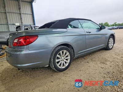 Trzecie zdjęcie samochodu z tyłu: 2010 CHRYSLER SEBRING TOURING VIN:1C3BC5ED8AN181981 - miniatura