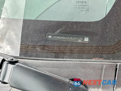 Zdjęcie 10 z 10 samochodu: 2025 TOYOTA PRIUS LE VIN:JTDADABU0S3029109 - miniatura