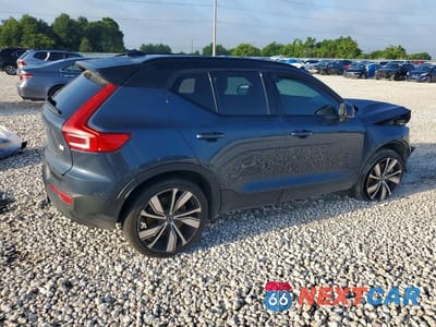 Trzecie zdjęcie samochodu z tyłu: 2022 VOLVO XC40 P8 RECHARGE PLUS VIN:YV4ED3UR7N2643975 - miniatura