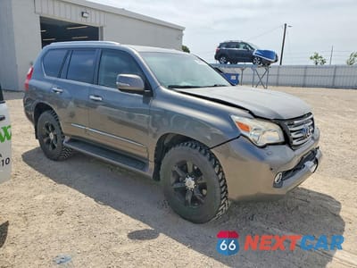 Czwarte zdjęcie samochodu z boku: 2010 LEXUS GX 460 PREMIUM VIN:JTJJM7FX1A5004565 - miniatura
