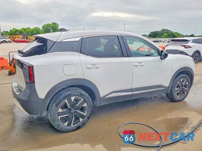 Trzecie zdjęcie samochodu z tyłu: 2026 NISSAN KICKS SV VIN:3N8AP6CB1TL362155 - miniatura