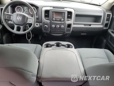 Zdjęcie 8 z 12 samochodu: 2018 RAM 1500 ST VIN:1C6RR7KT5JS274711 - miniatura