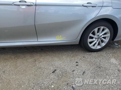 Zdjęcie 12 z 13 samochodu: 2022 TOYOTA CAMRY LE VIN:4T1C11AK5NU701743 - miniatura