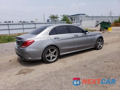 Trzecie zdjęcie samochodu z tyłu: 2015 MERCEDES-BENZ C 300 4MATIC VIN:55SWF4KB8FU058672 - miniatura