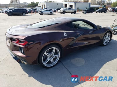 Trzecie zdjęcie samochodu z tyłu: 2022 CHEVROLET CORVETTE STINGRAY 1LT VIN:1G1YA2D41N5102418 - miniatura