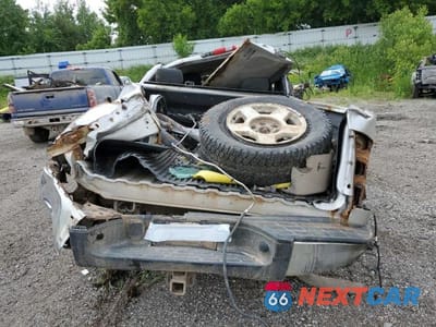 Zdjęcie 6 z 13 samochodu: 2008 CHEVROLET SILVERADO K1500 VIN:1GCEK19048Z318753 - miniatura