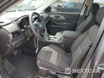 Zdjęcie 7 z 14 samochodu: 2019 CHEVROLET TRAVERSE LS VIN:1GNEVFKW5KJ104774 - miniatura