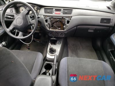 Zdjęcie 8 z 13 samochodu: 2005 MITSUBISHI LANCER OZ RALLY VIN:JA3AJ86E55U008211 - miniatura