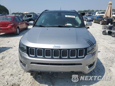 Piąte zdjęcie samochodu w środku: 2019 JEEP COMPASS LIMITED VIN:3C4NJDCB9KT639880 - miniatura
