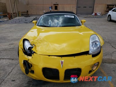 Piąte zdjęcie samochodu w środku: 2009 PONTIAC SOLSTICE GXP VIN:1G2MT35X99Y101170 - miniatura