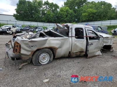 Trzecie zdjęcie samochodu z tyłu: 2008 CHEVROLET SILVERADO K1500 VIN:1GCEK19048Z318753 - miniatura