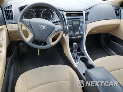 Zdjęcie 8 z 13 samochodu: 2011 HYUNDAI SONATA GLS VIN:5NPEB4AC6BH166917 - miniatura