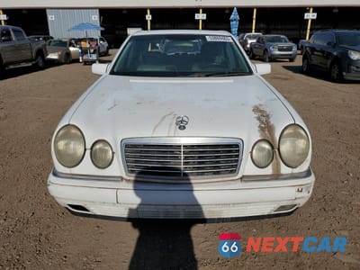 Piąte zdjęcie samochodu w środku: 1999 MERCEDES-BENZ E 320 VIN:WDBJF65H3XA786979 - miniatura