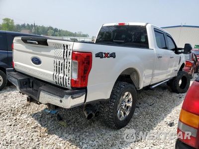 Trzecie zdjęcie samochodu z tyłu: 2017 FORD F250 SUPER DUTY VIN:1FT7W2BT9HEB13377 - miniatura