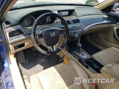 Zdjęcie 8 z 12 samochodu: 2010 HONDA ACCORD EXL VIN:1HGCS2B8XAA003202 - miniatura