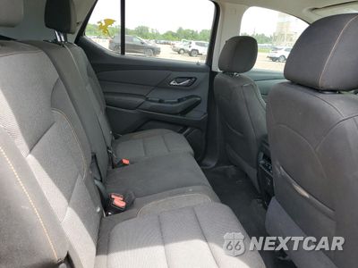 Zdjęcie 11 z 14 samochodu: 2019 CHEVROLET TRAVERSE LS VIN:1GNEVFKW5KJ104774 - miniatura