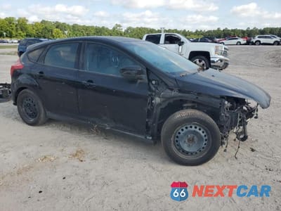 Czwarte zdjęcie samochodu z boku: 2012 FORD FOCUS SE VIN:1FAHP3K28CL221630 - miniatura