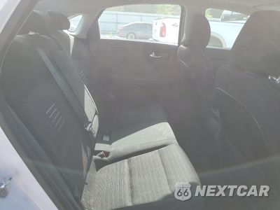 Zdjęcie 10 z 12 samochodu: 2019 KIA FORTE GT LINE VIN:3KPF34AD3KE048645 - miniatura