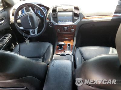 Zdjęcie 8 z 14 samochodu: 2012 CHRYSLER 300 LIMITED VIN:2C3CCACG7CH231775 - miniatura