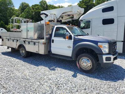 Czwarte zdjęcie samochodu z boku: 2015 FORD F550 SUPER DUTY VIN:1FDUF5GT7FEB96555 - miniatura
