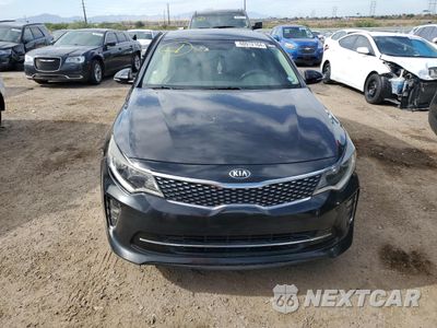 Piąte zdjęcie samochodu w środku: 2018 KIA OPTIMA LX VIN:5XXGT4L38JG187328 - miniatura