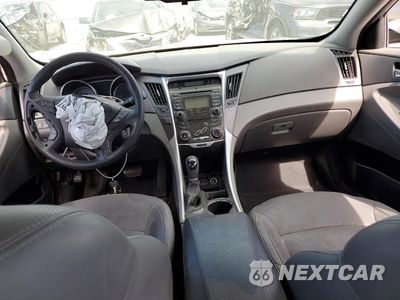 Zdjęcie 8 z 12 samochodu: 2012 HYUNDAI SONATA GLS VIN:5NPEB4AC9CH391317 - miniatura