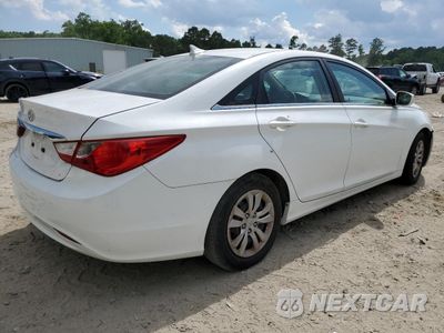 Trzecie zdjęcie samochodu z tyłu: 2011 HYUNDAI SONATA GLS VIN:5NPEB4ACXBH090523 - miniatura