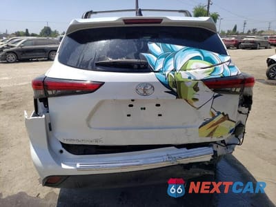 Zdjęcie 6 z 14 samochodu: 2022 TOYOTA HIGHLANDER LE VIN:5TDZZRAH4NS541580 - miniatura