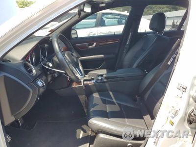 Zdjęcie 7 z 12 samochodu: 2014 MERCEDES-BENZ C 300 4MATIC VIN:WDDGF8AB2EA957412 - miniatura