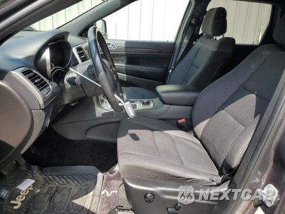 Zdjęcie 7 z 13 samochodu: 2018 JEEP GRAND CHEROKEE LAREDO VIN:1C4RJFAGXJC349136 - miniatura