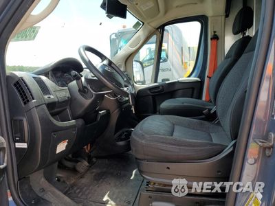 Zdjęcie 7 z 12 samochodu: 2020 RAM PROMASTER 3500 3500 HIGH VIN:3C6URVJG6LE108738 - miniatura