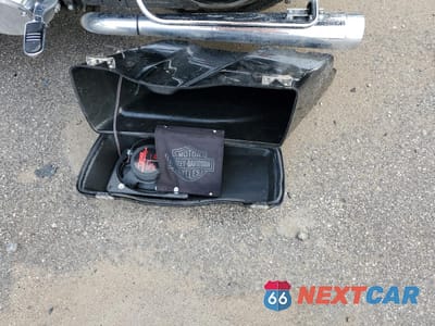 Zdjęcie 15 z 20 samochodu: 2009 HARLEY-DAVIDSON FLHX VIN:1HD1KB4179Y661129 - miniatura