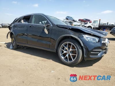 Czwarte zdjęcie samochodu z boku: 2022 MERCEDES-BENZ GLC 300 4MATIC VIN:W1N0G8EB0NG058508 - miniatura