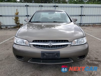 Piąte zdjęcie samochodu w środku: 2000 NISSAN ALTIMA XE VIN:1N4DL01D3YC201191 - miniatura