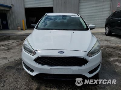 Piąte zdjęcie samochodu w środku: 2018 FORD FOCUS SE VIN:1FADP3F21JL202004 - miniatura